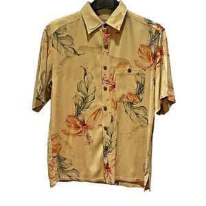 Island Republic Hawaiian Camp Shirt Mens Size L  100% Silk Lt.‎ Yellow  Aloha